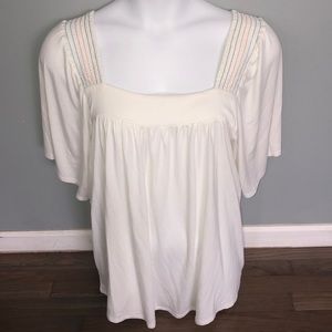 NEW Avenue Flowy Cream Ruched Sleeve Blouse